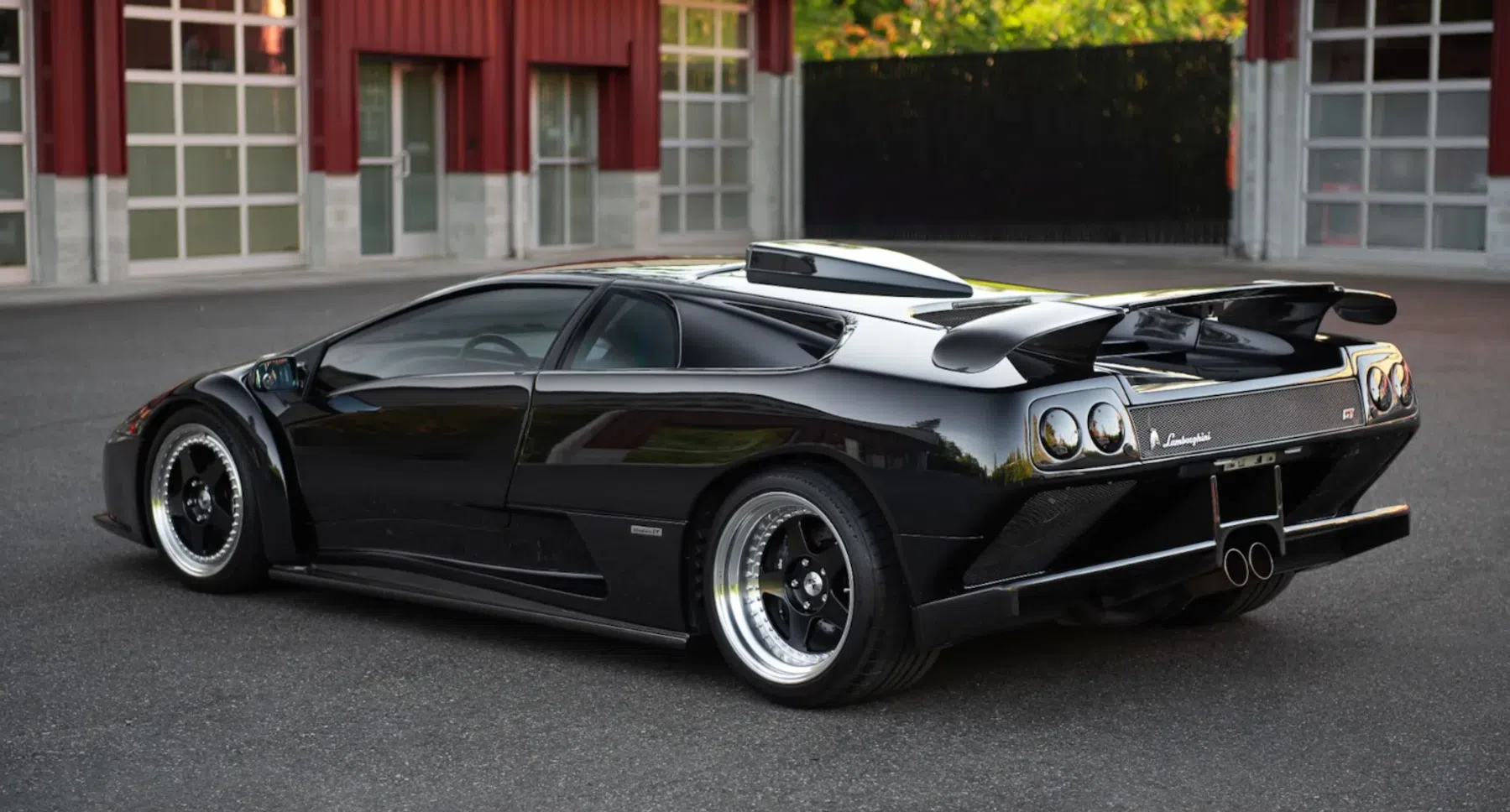 Lambo Diablo